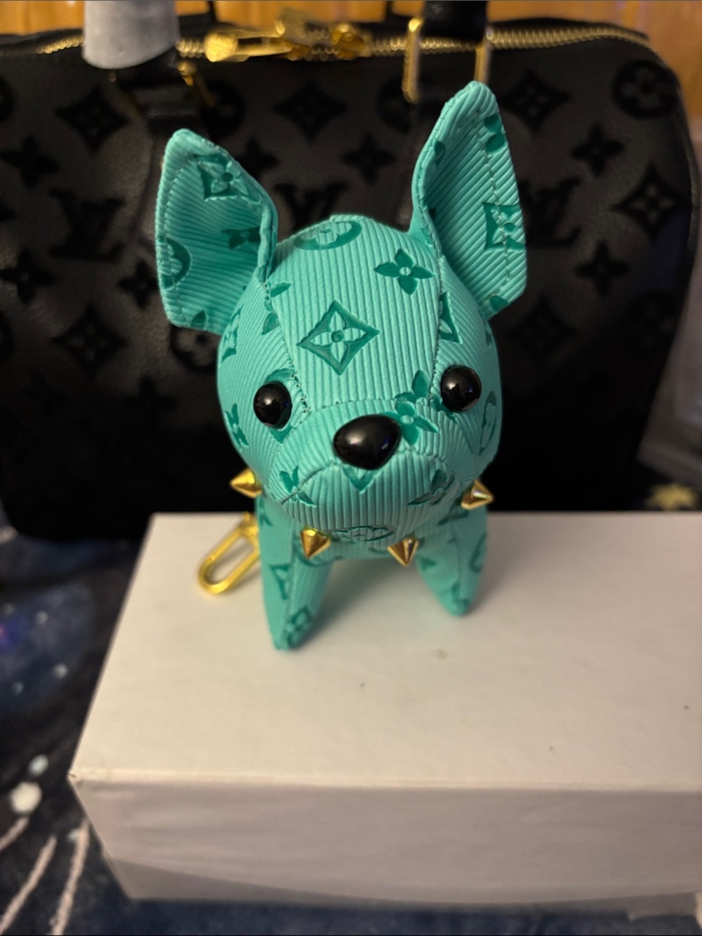 Designer-Style Teal Dog Keychain Accessory